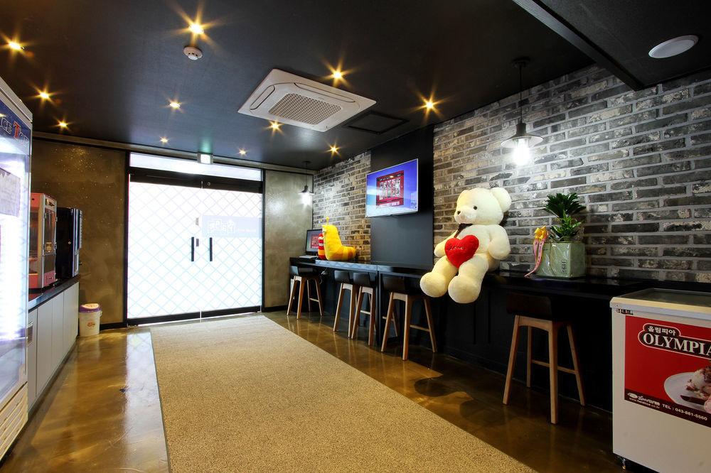 Daejeon Page Hotel Bagian luar foto