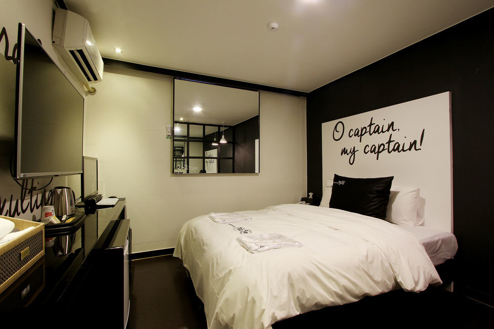 Daejeon Page Hotel Bagian luar foto