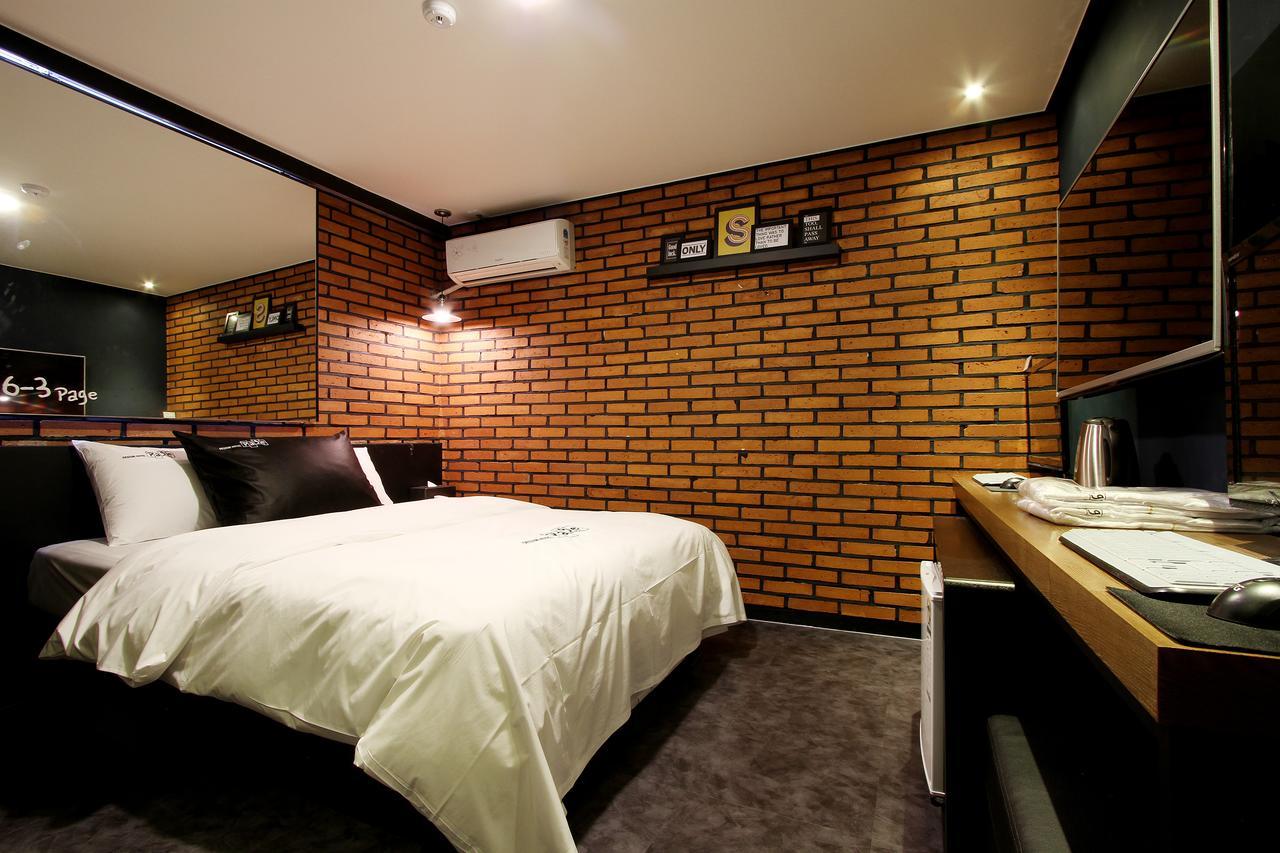 Daejeon Page Hotel Bagian luar foto