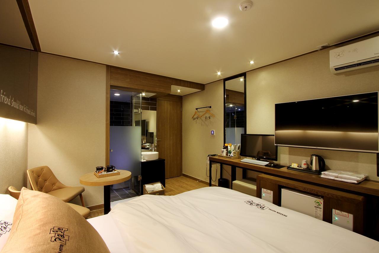 Daejeon Page Hotel Bagian luar foto